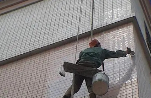 呼和浩特市卫生间漏水维修公司分享下呼和浩特市外墙防水的必要性。