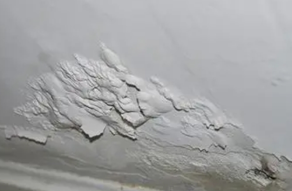 呼和浩特市楼顶漏水维修公司分享下呼和浩特市卫生间防水层的施工及细部处理。